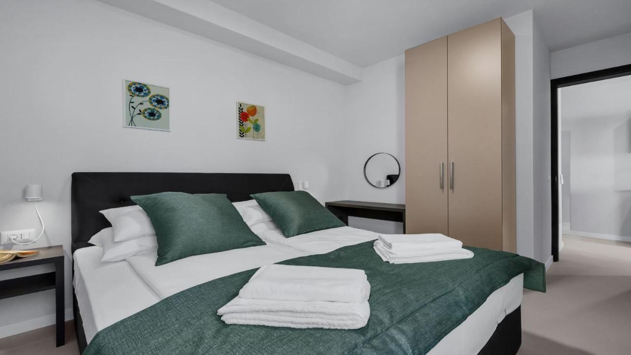 Villa Dinora Makarska Esterno foto