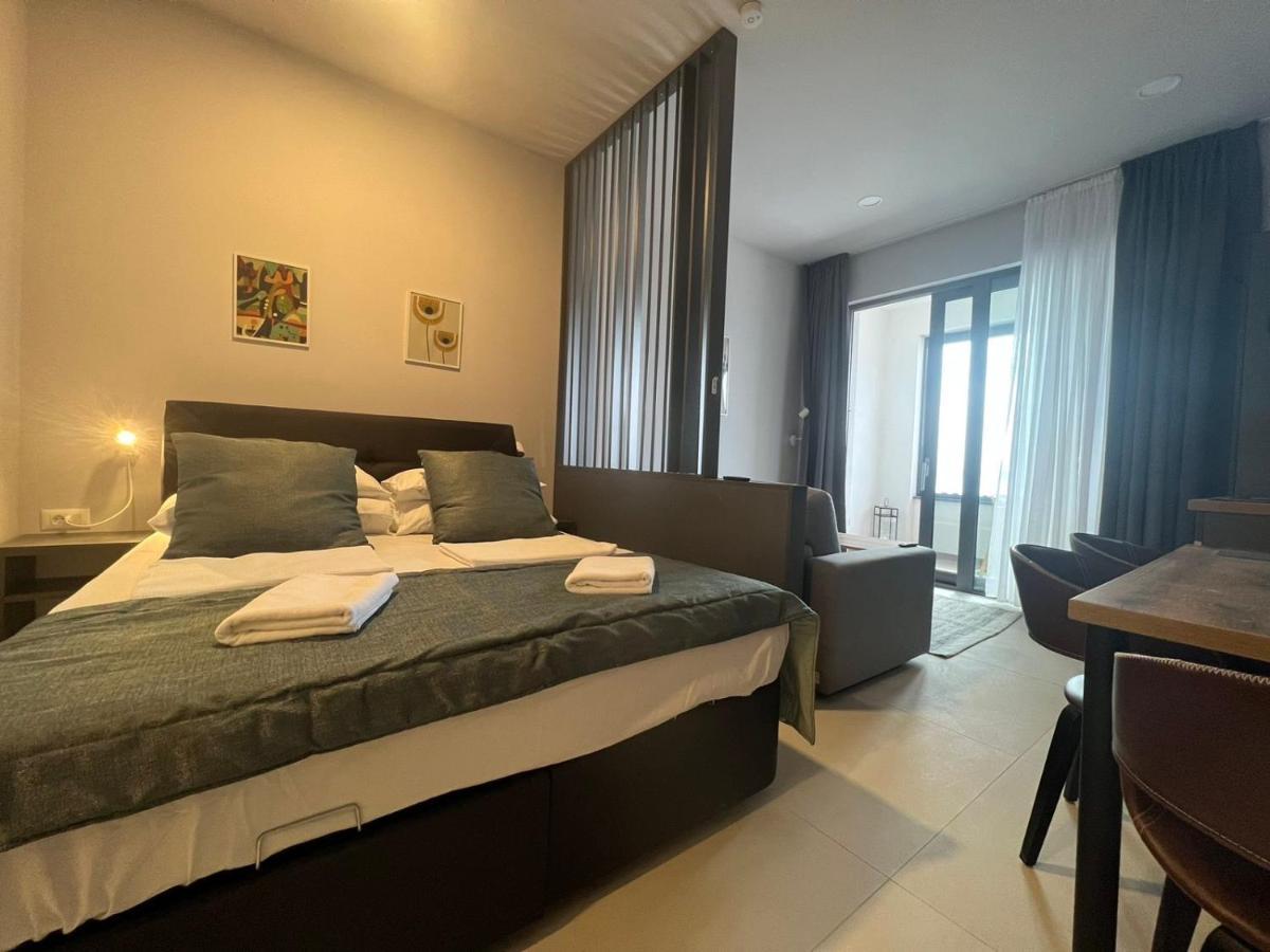 Villa Dinora Makarska Esterno foto